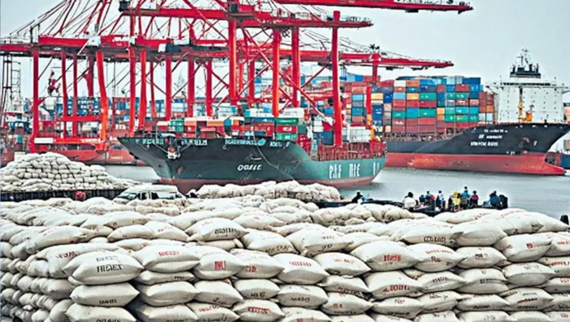 బియ్యం ఎగుమతుల పేరుతో పెద్ద స్కాం: హరీష్ రావు